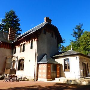 Le Manoir Sur La Roche, 74, Impasse Du Manoir, 71520 Navour Sur Grosne D121 Bed and Breakfast Clermain Exterior photo