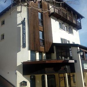 Auberge Roche Grande Ξενοδοχείο Entraunes Exterior photo