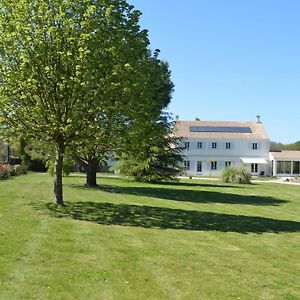 Le Logis Des Langrottes Bed and Breakfast Saint-Sornin  Exterior photo