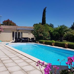 Chambre D Hotes A 4 Kms D Uzes " Chez Nadou " Bed and Breakfast Arpaillargues-et-Aureillac Exterior photo