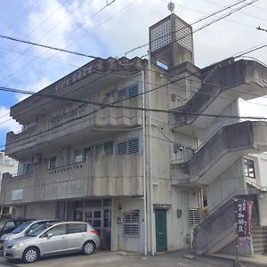 沖縄ライフインゼファー Okinawa Totoro House Διαμέρισμα Chatan Exterior photo