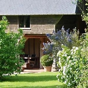 Bergerie De La Moutonniere Bed and Breakfast Le Pin  Exterior photo