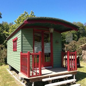 Roulotte Coin De Nature Bed and Breakfast Lannion Exterior photo