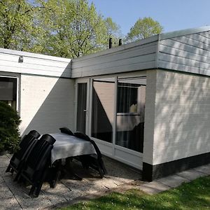 Rustige, Gelijkvloerse Vakantiewoning Met 2 Slaapkamers In Simpelveld, Zuid-Limburg Exterior photo