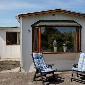 Chalet At A Holiday Park In Opmeer Near Amsterdam Βίλα Exterior photo