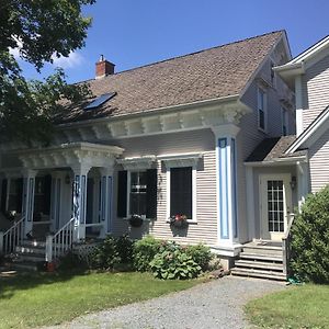 Cresthaven By The Sea Bed and Breakfast South Maitland Exterior photo