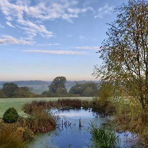 Kingfisher Nook At Waveney Farm Βίλα Hoxne Exterior photo