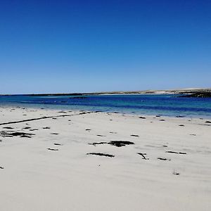 The Fisherman'S Snug Self Catering North Uist Bed and Breakfast Paible Exterior photo