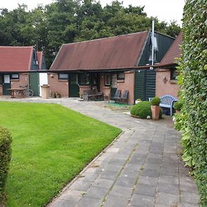 Uniek Vakantiehuisje In Rustige En Groene Omgeving Βίλα Nieuwe-Niedorp Exterior photo