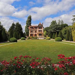 Domaine Des Thomins Bed and Breakfast Cisai-Saint-Aubin Exterior photo