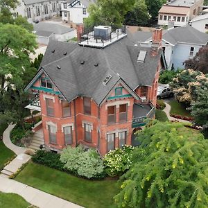 Historic Webster House Bed And Breakfast Inn Μπέι Σίτι Exterior photo