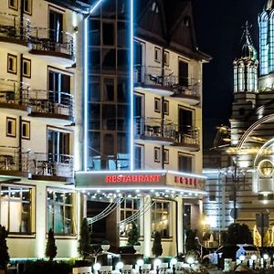 Hotel Bulevard Făgăraş Exterior photo