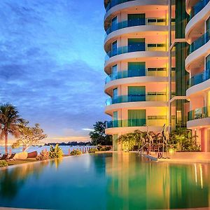 Paradise Ocean View Beach Front Condominium In Pattaya Bang Lamung Exterior photo