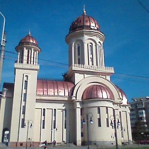 Studio Cathedral Διαμέρισμα Βραΐλα Exterior photo