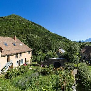 La Grange De Brudour Ξενοδοχείο Aspres-les-Corps Exterior photo