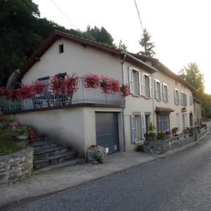 Le Pont De Livinhac Ξενοδοχείο Decazeville Exterior photo