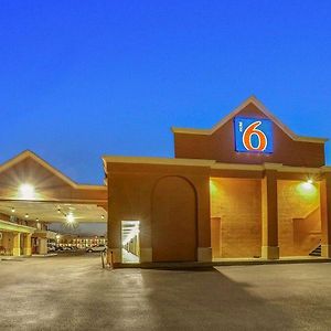 Motel 6 Lester - Philadelphia Airport Exterior photo