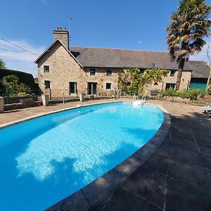 Chambres D'Hotes Avec Piscine Aux Agapanthes De Cromel - Mont Saint Michel Exterior photo