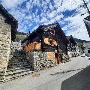 Baita Dal Gat By Quokka 360 - Modern Wooden Chalet In Faido Διαμέρισμα Sobrio Exterior photo