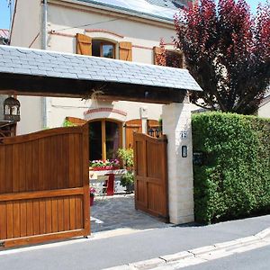 Le Jardin Des Quatres Saisons Ξενοδοχείο Rilly-la-Montagne Exterior photo