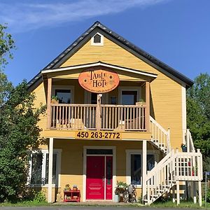 Auberge La Table D'Hote Ξενοδοχείο West Brome Exterior photo