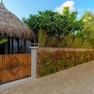 Koimala Beach Ukulhas Ξενοδοχείο Exterior photo