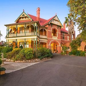 Langley Estate, Bendigo Bed and Breakfast Exterior photo