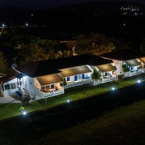 Blue Houses Apartments Φοινικούντα Exterior photo