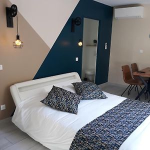 Chambre D Hotes Du Pin Avec Spa Privatif Bed and Breakfast Pey Exterior photo