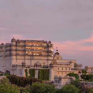 Raas Devigarh Ξενοδοχείο Delwāra Exterior photo