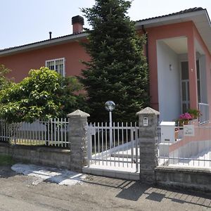 La Casa Dei Nonni Bed and Breakfast Felegara Exterior photo