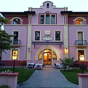 Hotel Villa Regina Margherita Ροβίγκο Exterior photo