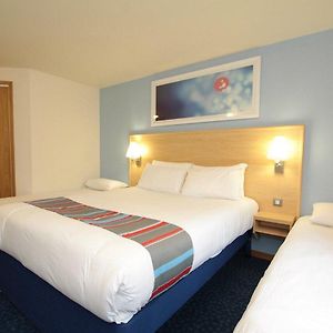 Travelodge Glasgow Airport Hotel Exterior photo