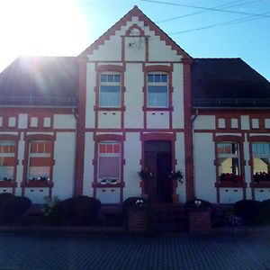 Am Lindenplatz Bed and Breakfast Crinitz Exterior photo