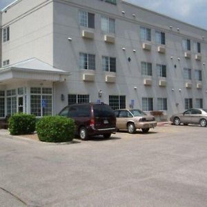 Quality Inn Downtown Ουιτσιτά Exterior photo