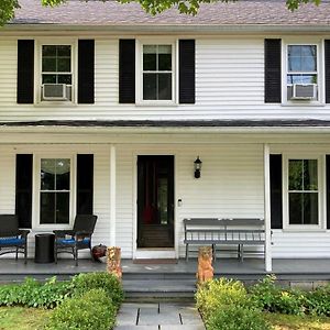 Cozy Litchfield House With Fenced-In Yard And Fire Pit Βίλα Exterior photo