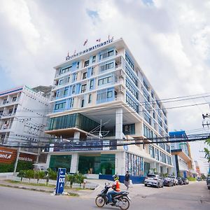 Taragrand Donmuang Airport Hotel Ban Rangsit Exterior photo