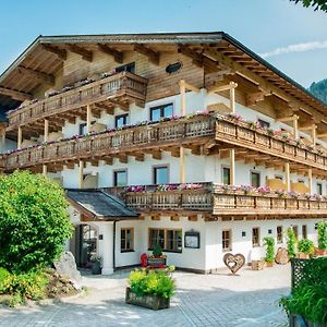 Hotel Schoerhof Saalfelden Exterior photo