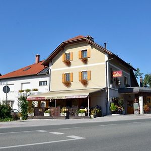 Guest House Arvaj Κραν Exterior photo