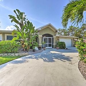 Sun-Soaked Cape Coral Getaway, 1 Mi To Dtwn! Βίλα Exterior photo