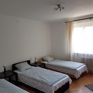 Kucko Apartman Berente Διαμέρισμα Exterior photo