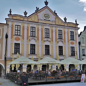 Hotel U Cerneho Orla Telč Exterior photo