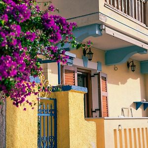 Beautiful House In Aegina Διαμέρισμα Exterior photo