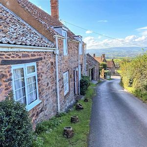 Holiday Home Moonfleat Cottage By Interhome West Quantoxhead Exterior photo