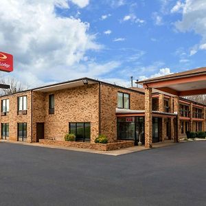 Econo Lodge Inn & Suites Spartanburg Exterior photo