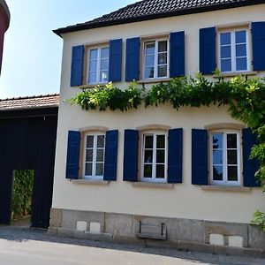 Gaestehaus & Weingut Gehrig Ξενοδοχείο Weisenheim am Sand Exterior photo