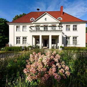 Gut Vorbeck Bed and Breakfast Gneven Exterior photo