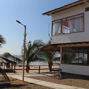 Casa De Playa Alarcon - Huacura Βίλα Bocapán Exterior photo