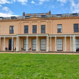 Moggerhanger Park, Moggerhanger Bed and Breakfast Sandy Exterior photo