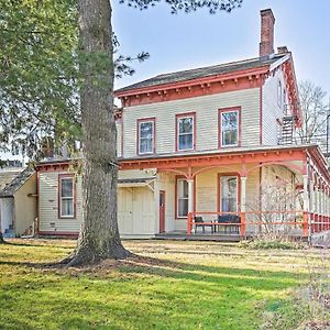 Centrally Located Apt In Victorian Mansion! Διαμέρισμα Πουκίπσι Exterior photo